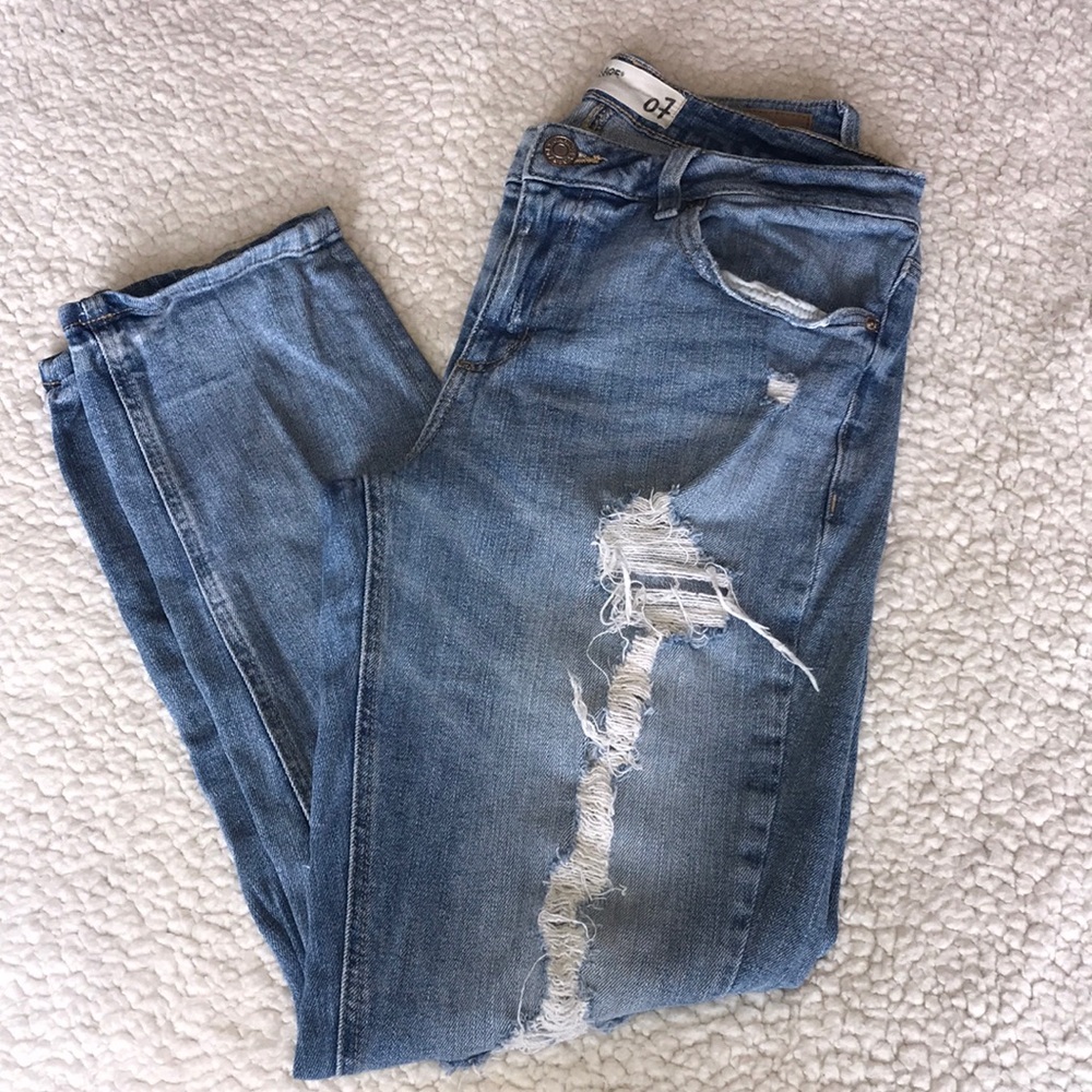 Garage ripped jeans